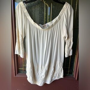 Renee C Tara off the shoulder tunic size M